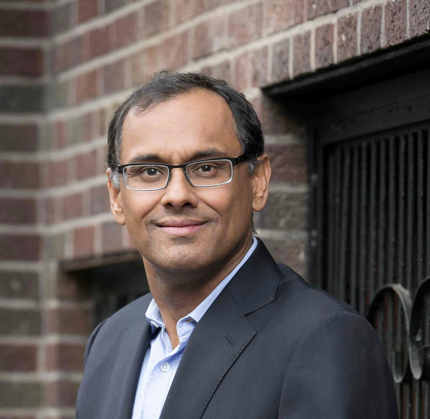 Headshot photo of Sandeep Jauhar