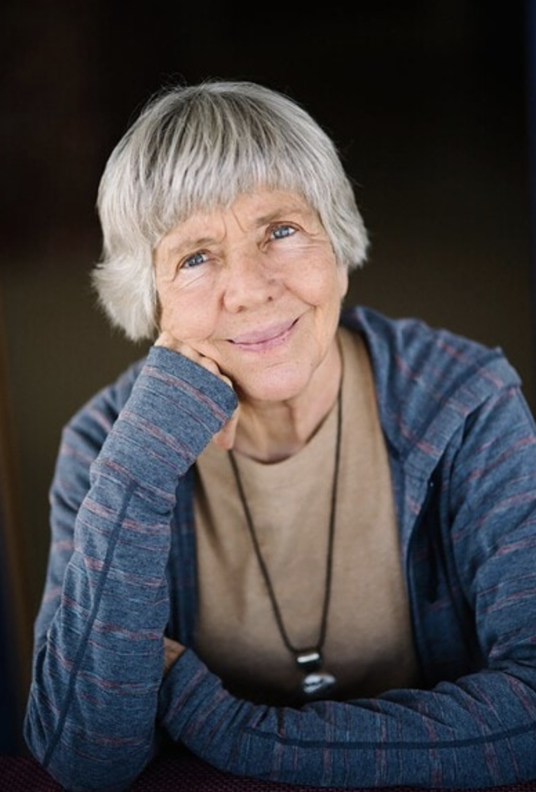 Head shot photo of Mary Pipher